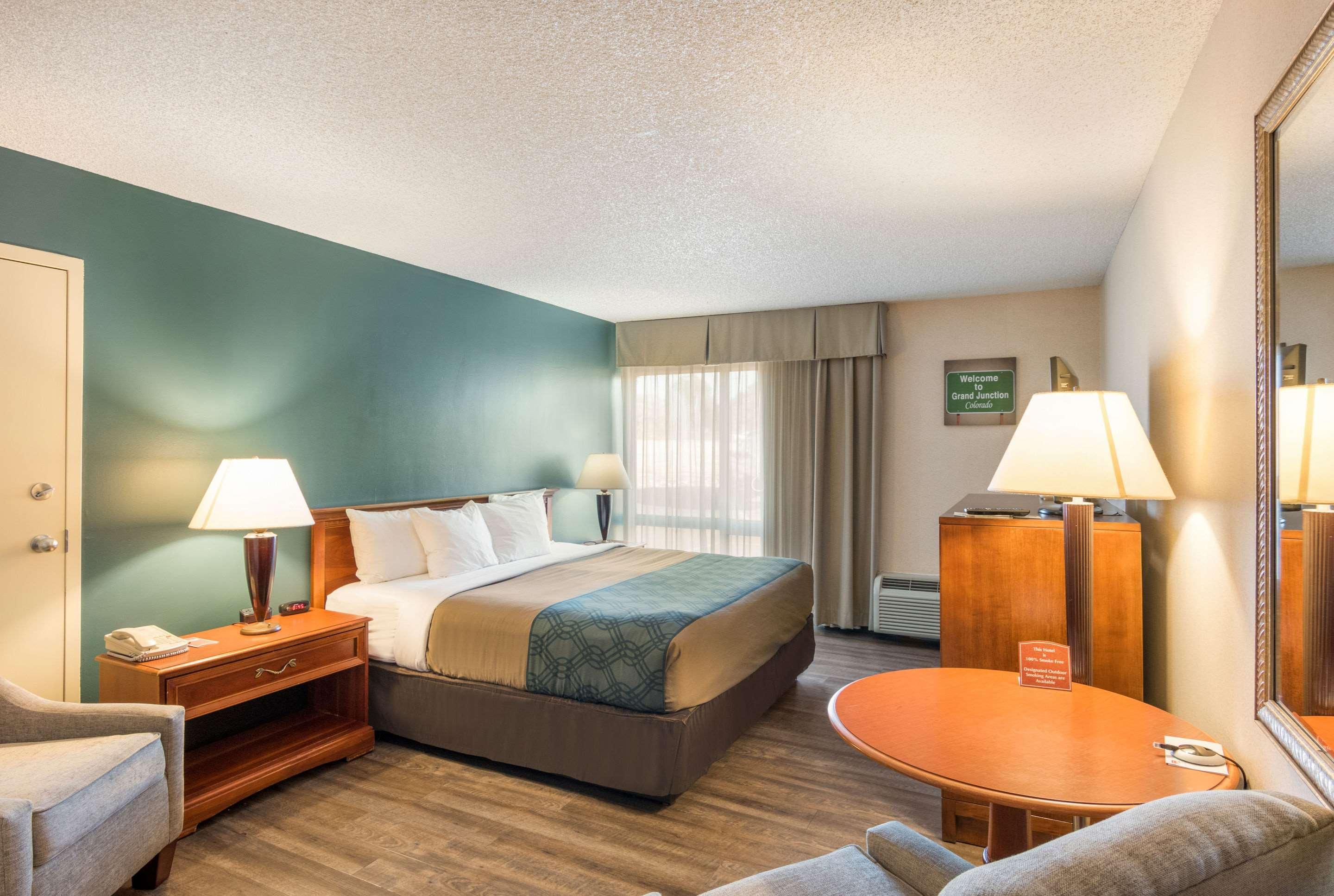 Econo Lodge Grand Junction Bagian luar foto